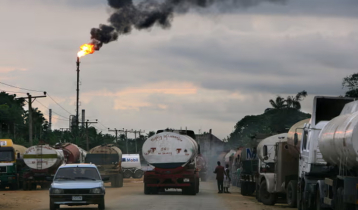 48 killed as fuel tanker explodes in Nigeria